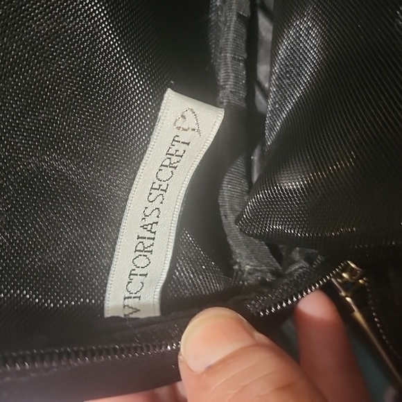 Victoria's Secret Victoria’s Secret Black Cosmetic Makeup Travel Case - Women | - Picture 7 of 8